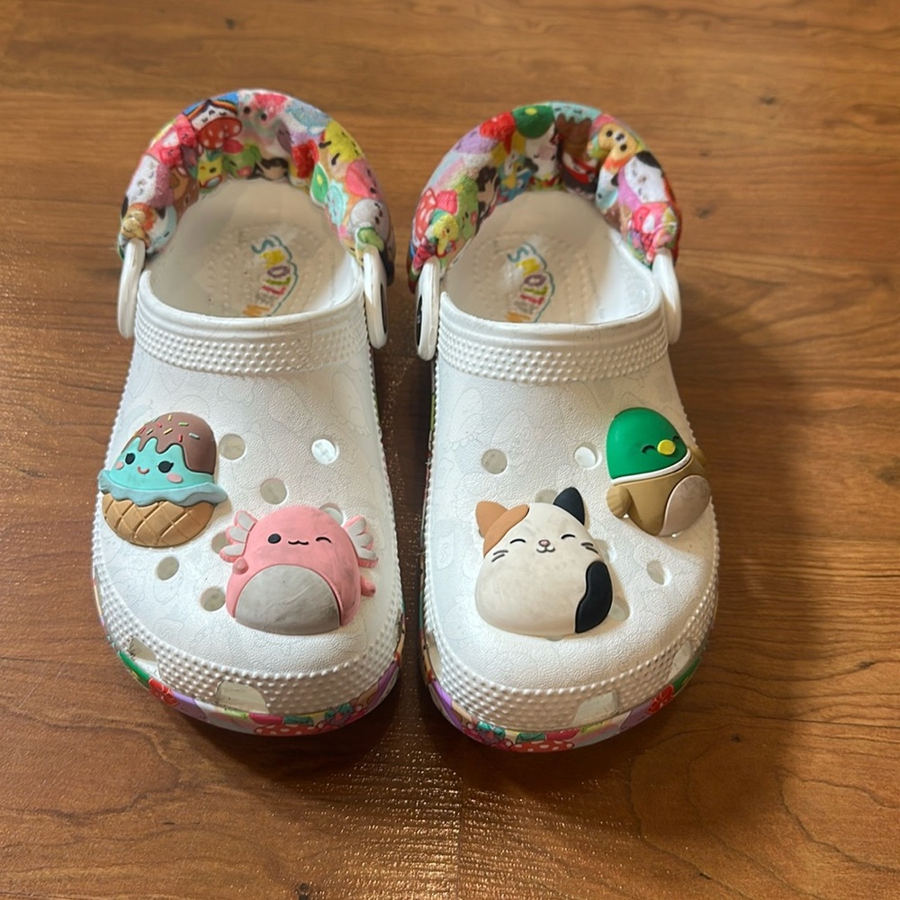 Preowned gently used Squishmallows size 13 crocs.